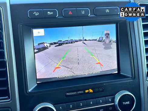 Used 2021 Ford Expedition XLT image 30