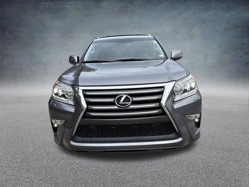 Used 2015 Lexus GX 460 w/ Premium Package image 9