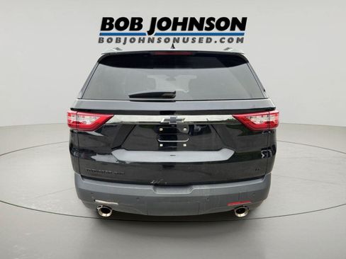 Used 2019 Chevrolet Traverse LT w/ LPO, Blackout Package AWD/4WD image 4