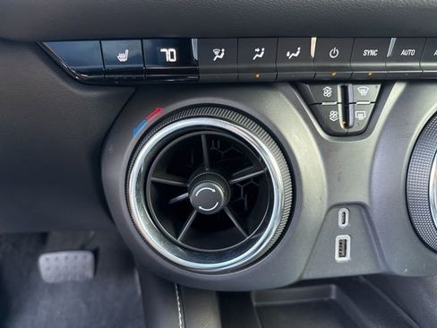 Used 2024 Chevrolet Blazer LT w/ Convenience Package image 17