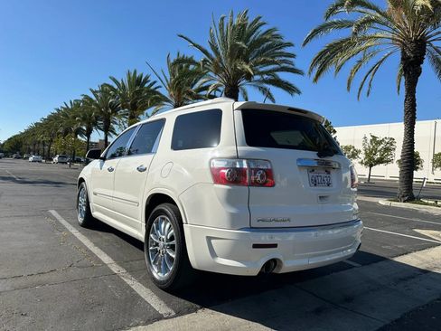 Used 2011 GMC Acadia Denali AWD/4WD image 2
