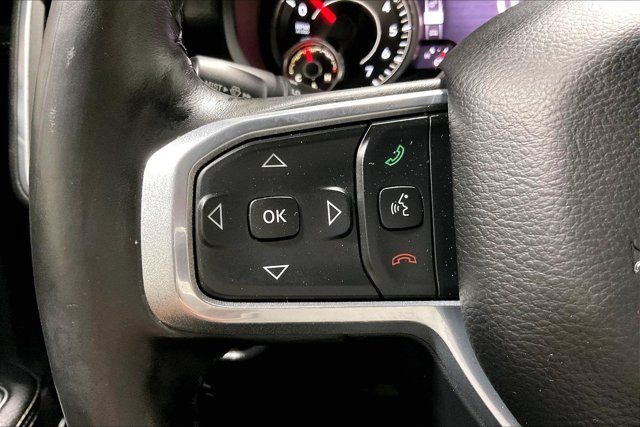 Used 2019 RAM 1500 Laramie AWD/4WD image 18