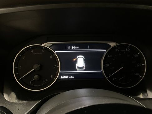 Used 2023 Nissan Rogue SV image 15