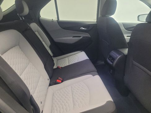 Used 2020 Chevrolet Equinox LT image 19
