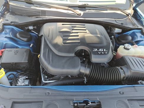 Certified 2023 Chrysler 300 Touring w/ Sport Appearance Package RWD image 28