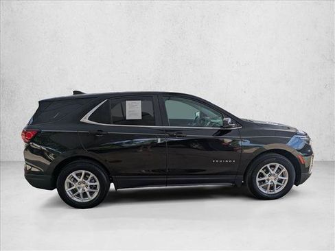 Used 2022 Chevrolet Equinox LT FWD image 4