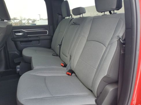 Used 2024 RAM 2500 Big Horn w/ Bed Utility Group image 28