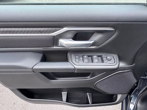 New 2026 RAM 1500 4x4 Crew Cab image 10