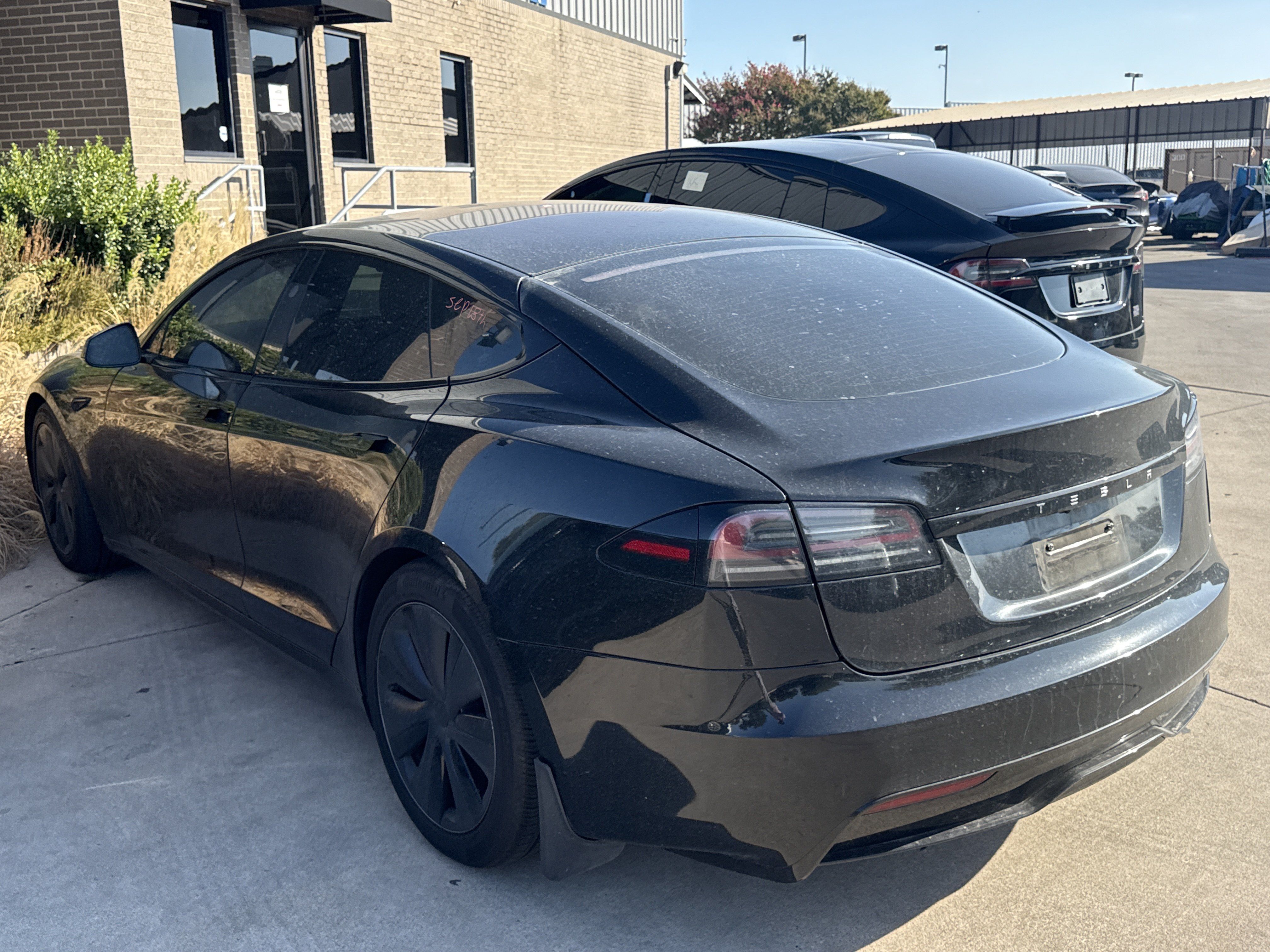 Used 2023 Tesla Model S Standard Range AWD/4WD image 3