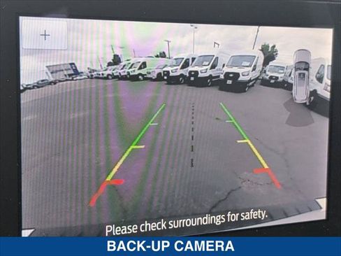 Certified 2022 Ford Explorer XLT RWD image 18