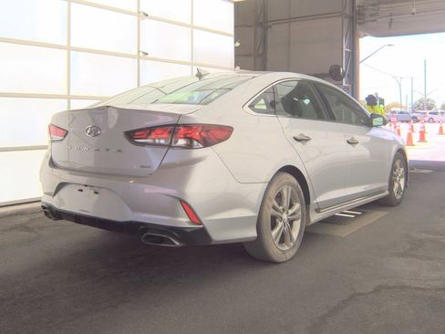 Used 2019 Hyundai Sonata Sport w/ Tech Package 03 FWD image 4