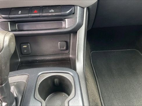 Used 2015 Chevrolet Colorado W/T w/ WT Convenience Package AWD/4WD image 32