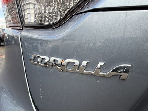 Used 2022 Toyota Corolla LE image 7