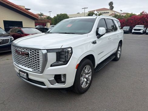 Certified 2024 GMC Yukon Denali AWD/4WD image 1