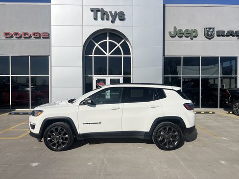Used 2021 Jeep Compass Latitude image 39