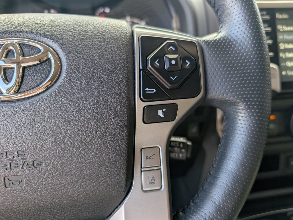 Used 2023 Toyota 4Runner SR5 Premium w/ Moonroof Package RWD image 21