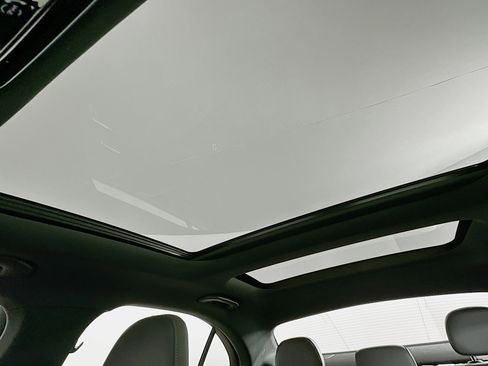 Certified 2025 Mercedes-Benz C 300 4MATIC Sedan image 27