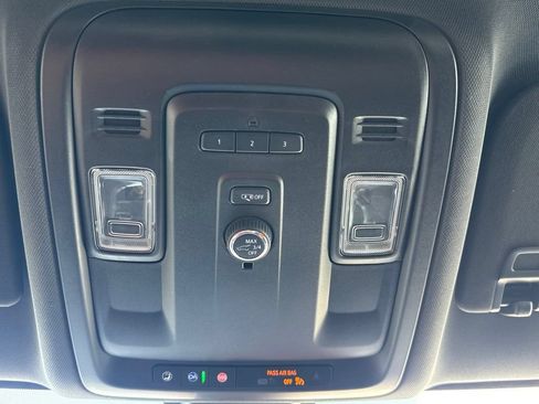 Used 2021 Chevrolet Tahoe LT RWD image 15