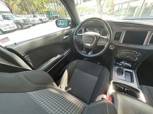 Used 2023 Dodge Charger SXT image 9
