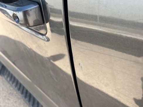Used 2016 Ford F150 XLT w/ Equipment Group 302A Luxury AWD/4WD image 6