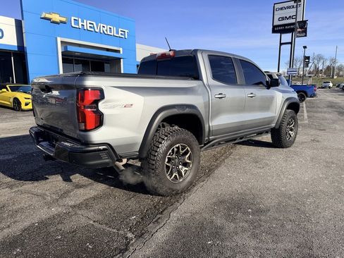 Used 2025 Chevrolet Colorado ZR2 w/ Technology Package image 6