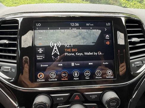 Used 2021 Jeep Grand Cherokee Limited w/ Trailer Tow Group IV AWD/4WD image 22