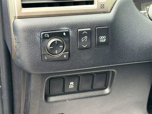 Used 2018 Lexus GX 460 w/ Navigation Package AWD/4WD image 12