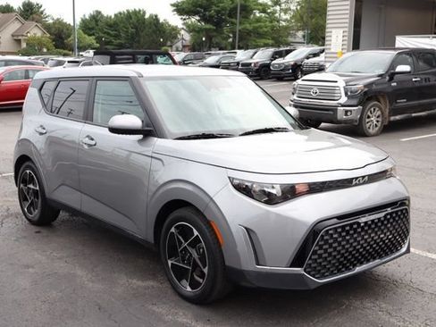 Used 2023 Kia Soul EX FWD image 10