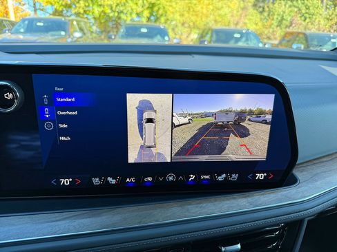 New 2025 Chevrolet Suburban High Country image 36