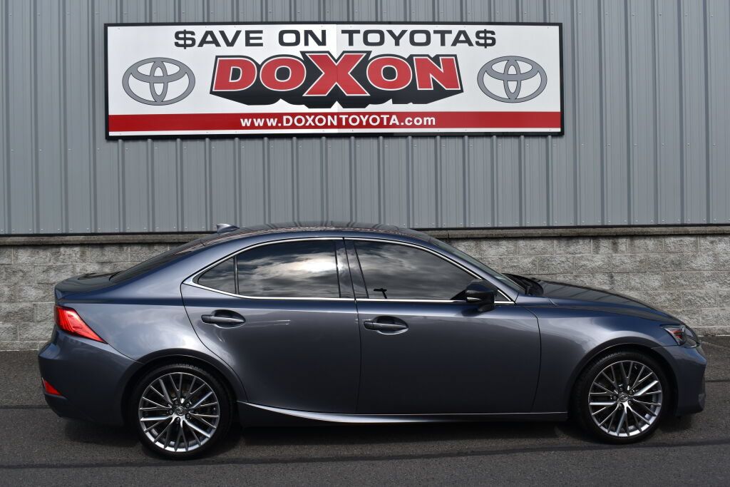 Used 2019 Lexus IS 300 AWD w/ Navigation Package image 8