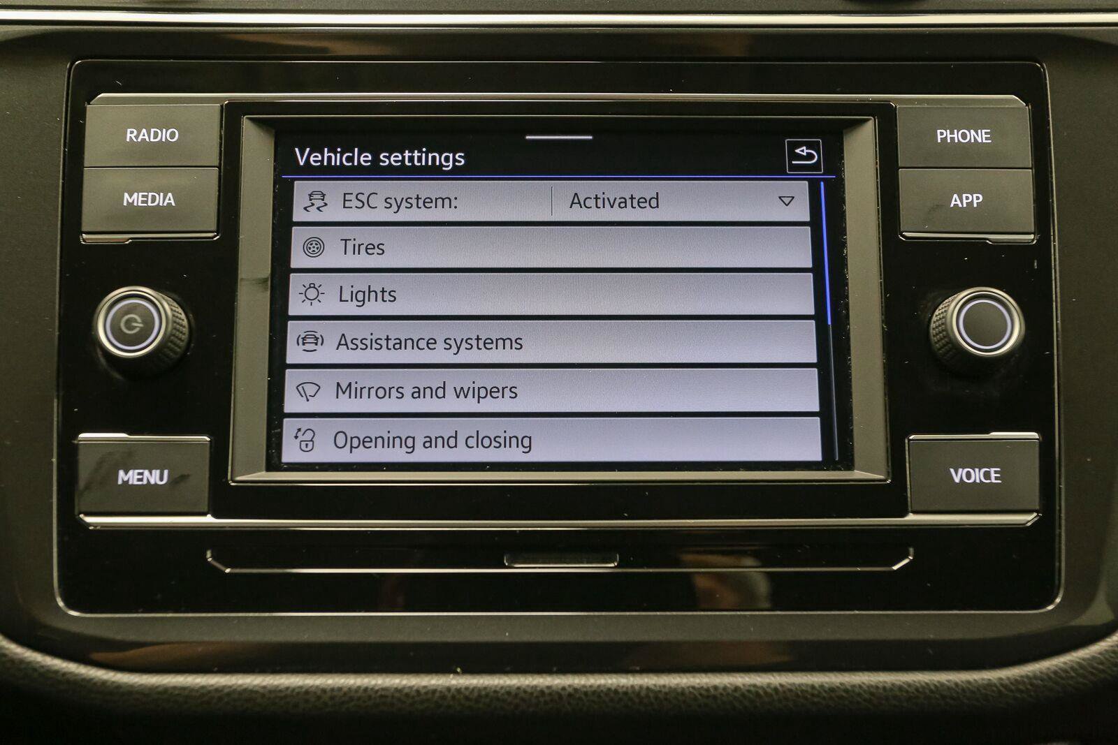 Certified 2023 Volkswagen Tiguan S w/ Driver Assistance Package AWD/4WD image 28