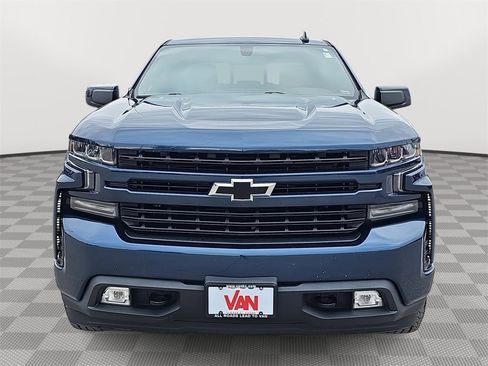 Used 2019 Chevrolet Silverado 1500 RST image 2