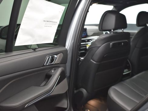 New 2026 BMW X5 M60i image 13