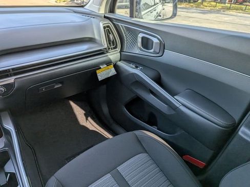 New 2026 Kia Sorento LX FWD image 19