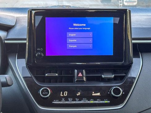 Used 2023 Toyota Corolla LE image 17