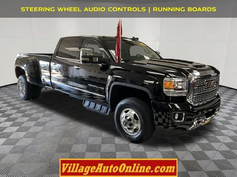 Used 2018 GMC Sierra 3500 Denali w/ Duramax Plus Package AWD/4WD image 5