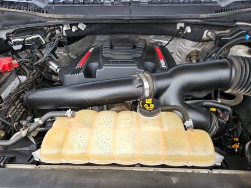 Used 2019 Ford F150 Raptor w/ Equipment Group 802A Luxury image 36