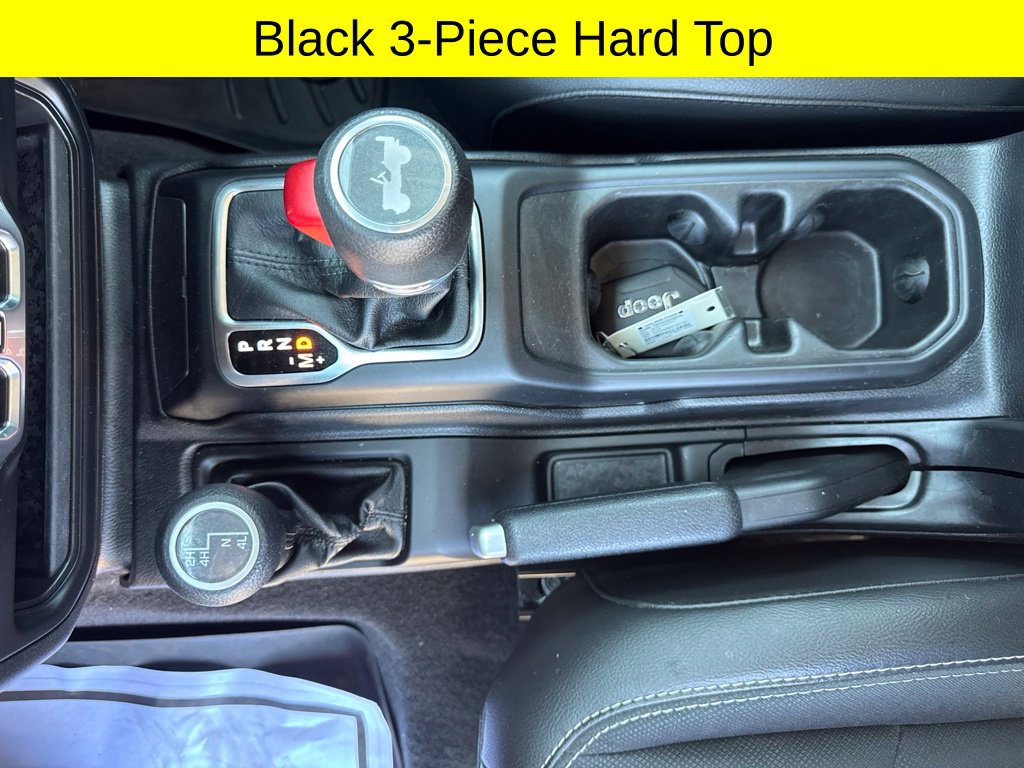 Used 2021 Jeep Wrangler Unlimited Sport AWD/4WD image 30
