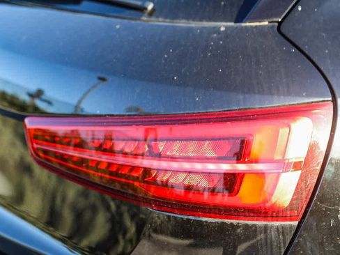 Used 2017 Audi Q3 2.0T Premium image 11