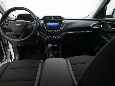 Used 2021 Chevrolet TrailBlazer LT w/ Convenience Package image 5