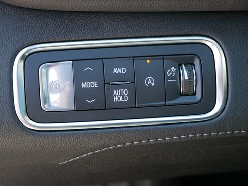 New 2026 Buick Enclave Preferred w/ Power Package image 9