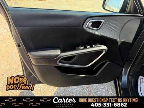 Used 2022 Kia Soul LX FWD image 20