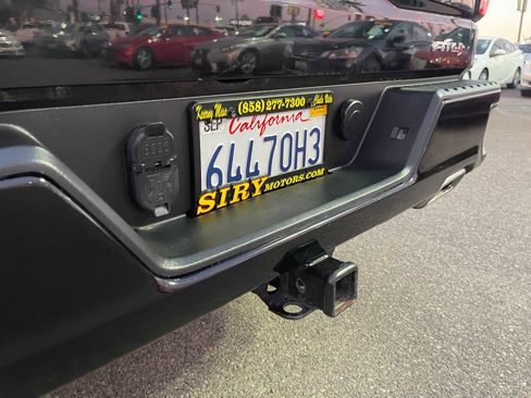 Used 2021 GMC Sierra 1500 AT4 image 12