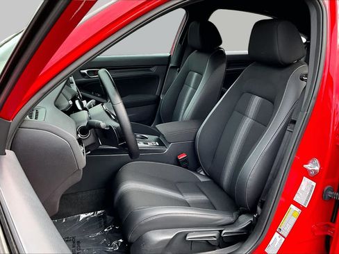 Used 2023 Honda Civic Sport image 8