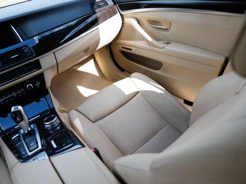 Used 2015 BMW 528i Sedan image 22