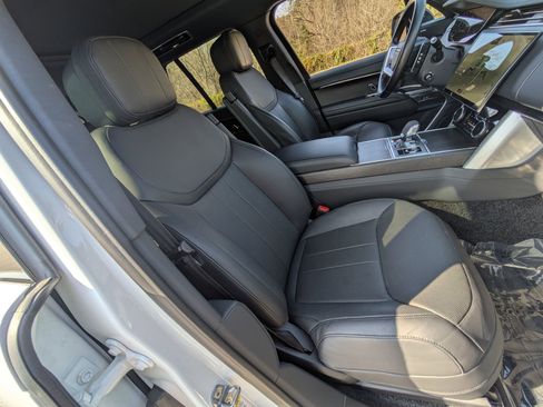 Used 2023 Land Rover Range Rover SE image 30