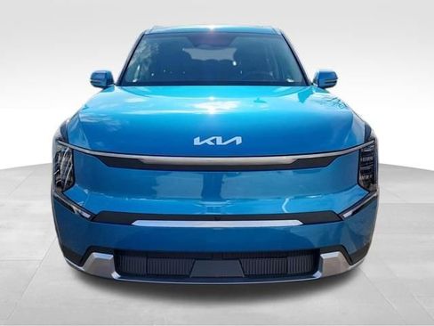 New 2026 Kia EV9 Wind AWD/4WD image 9