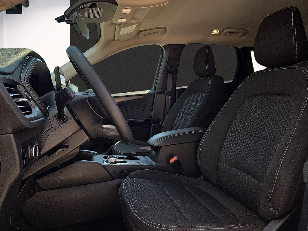 Used 2024 Ford Escape Active FWD image 12