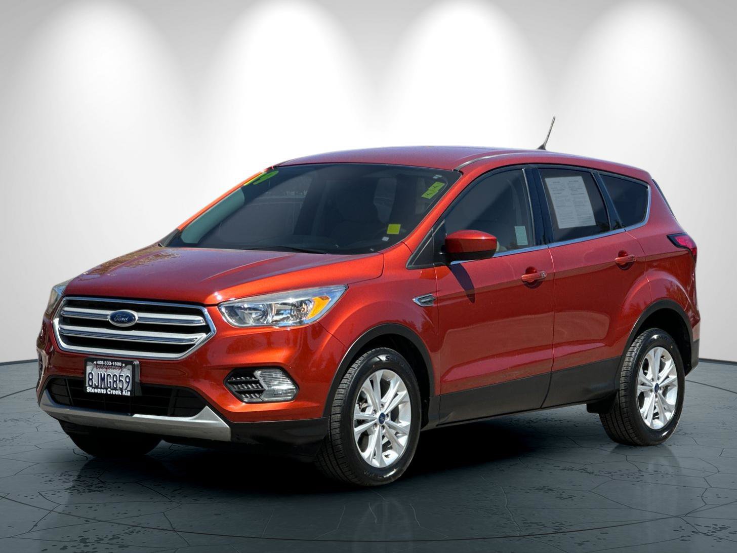 Used 2019 Ford Escape SE FWD image 8