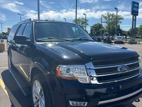 Used 2017 Ford Expedition EL Limited w/ Equipment Group 301A AWD/4WD image 2